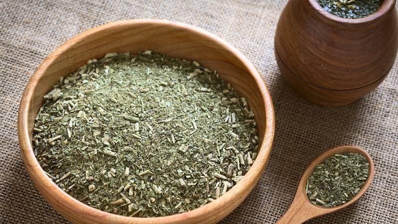 - Los 10 beneficios para la salud de tomar yerba mate. (Mejor que el café)